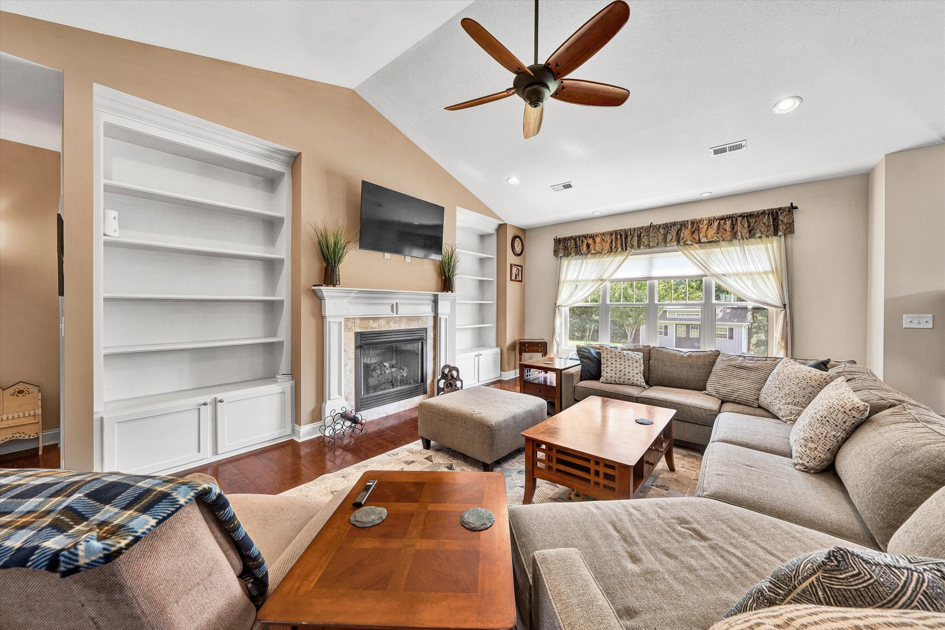 213 Mountain Brook DR - Photo 6