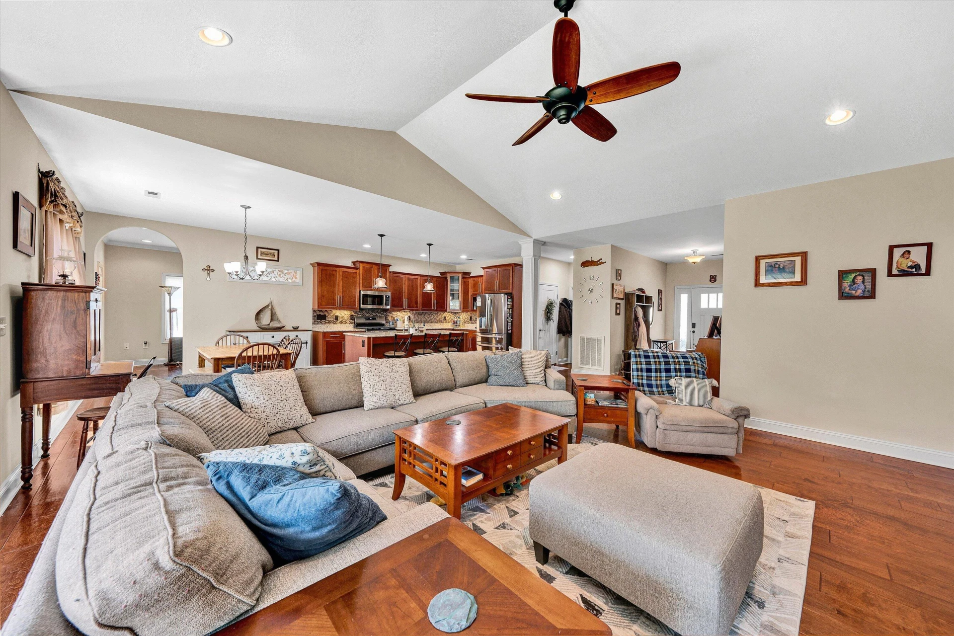 213 Mountain Brook DR - Photo 8
