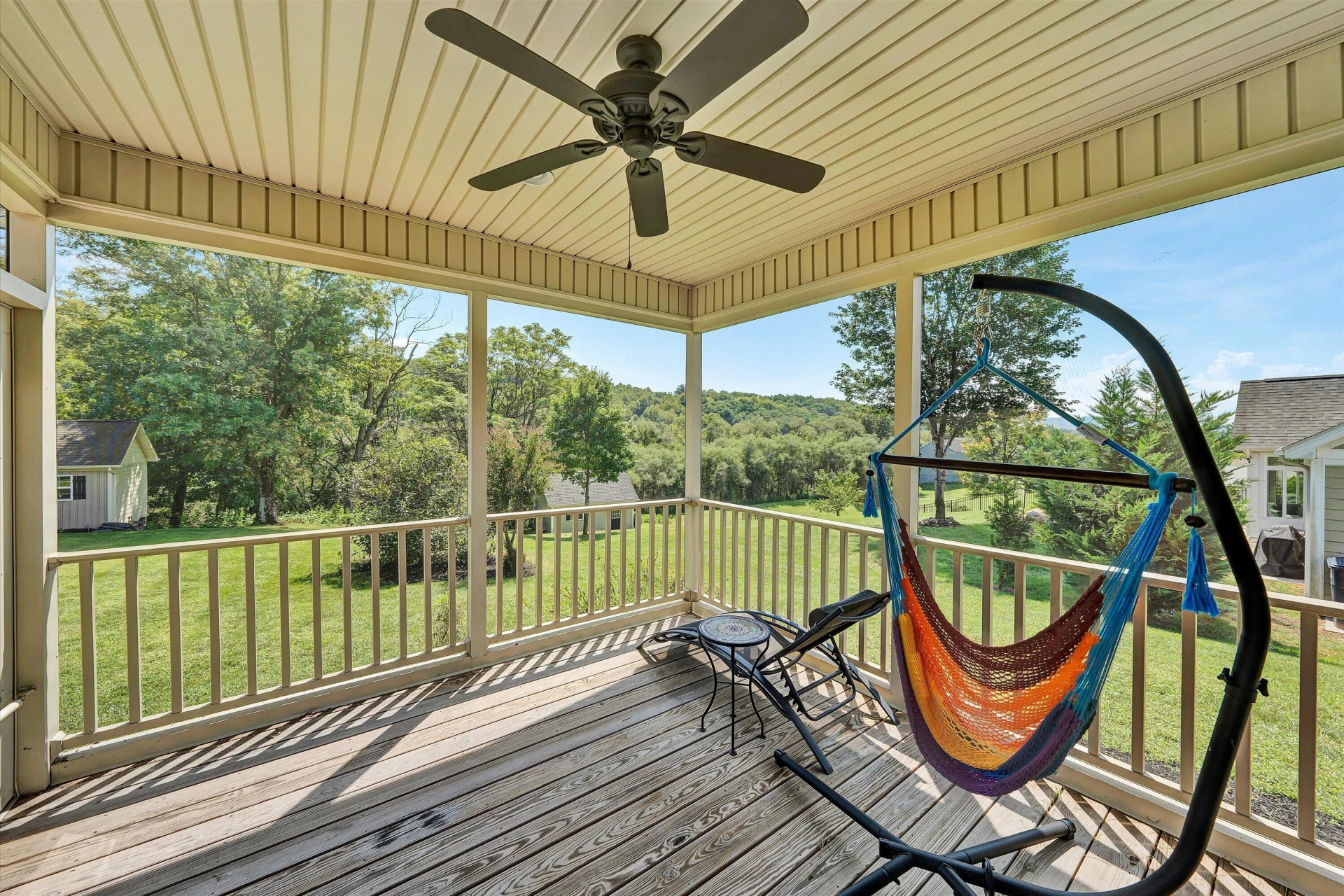 213 Mountain Brook DR - Photo 14