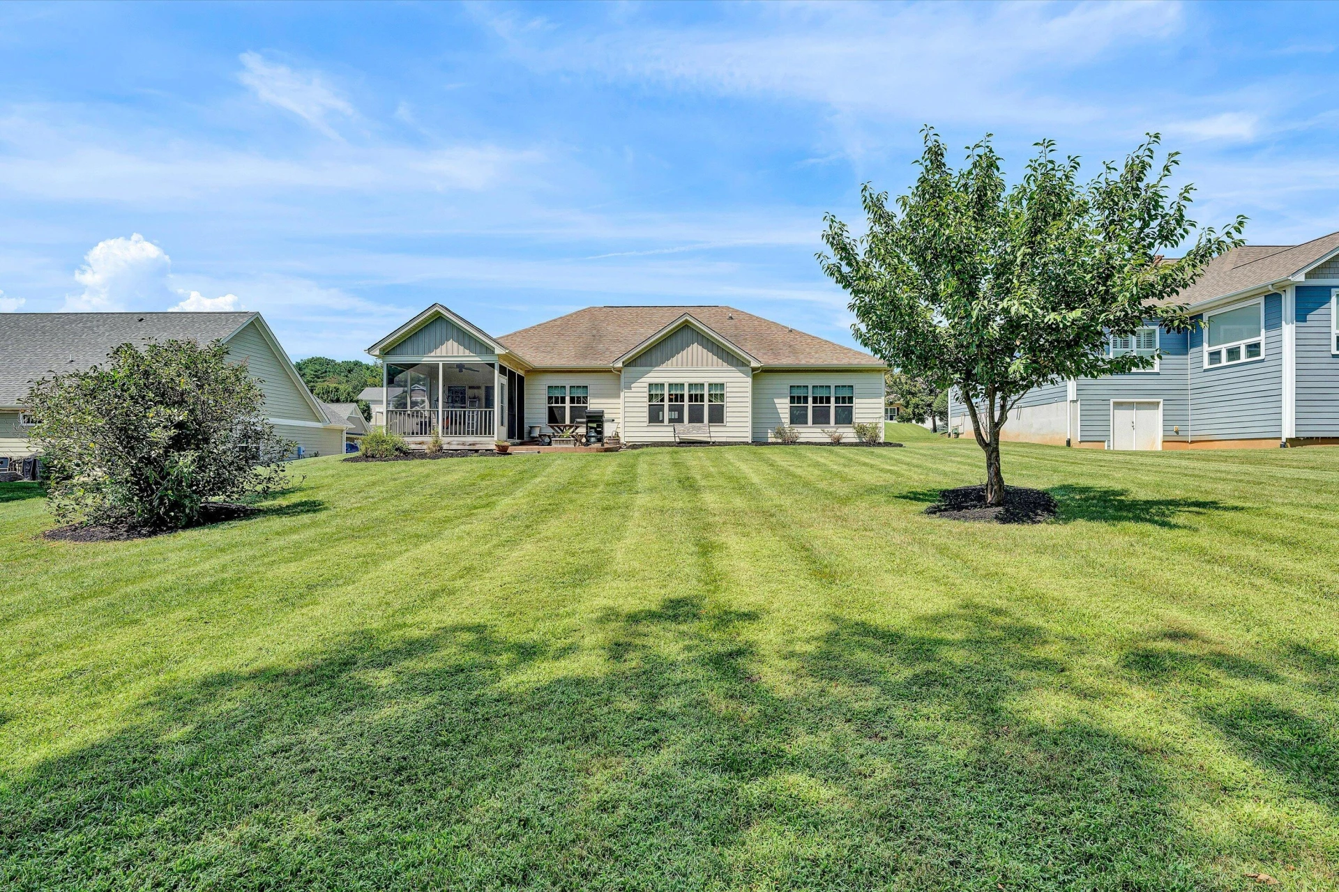 213 Mountain Brook DR - Photo 36