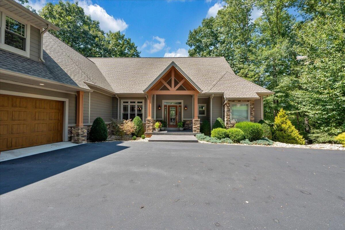 84 Revolution RD - Photo 13