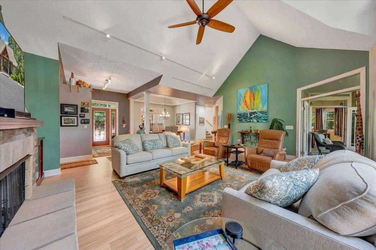 84 Revolution RD - Photo 23