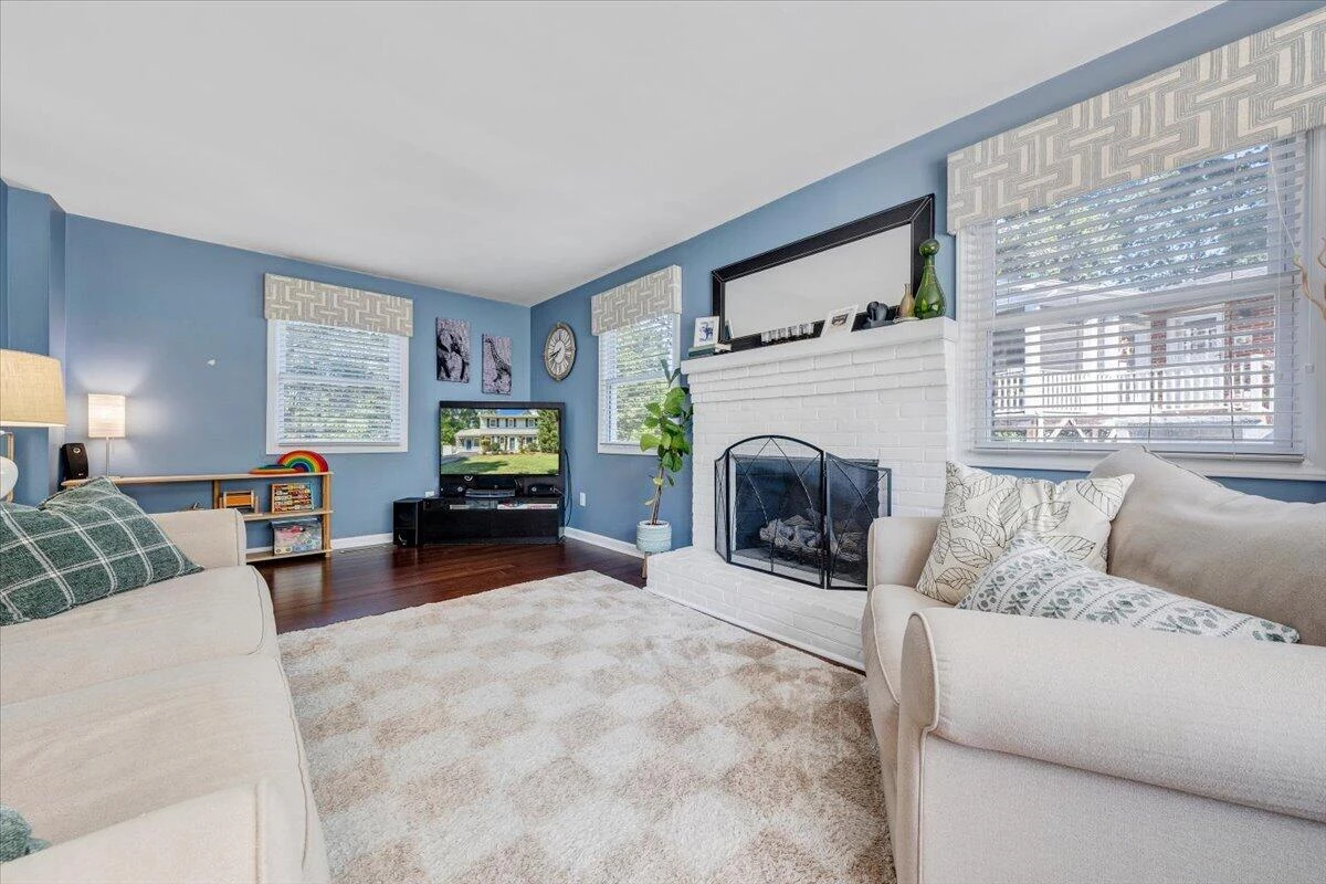 3350 Woodland DR SW - Photo 3