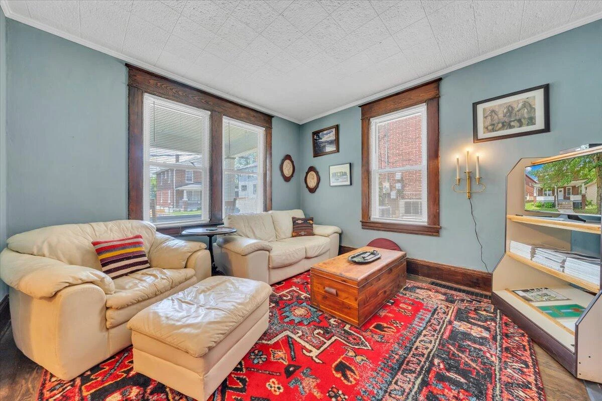 1516 7Th ST SE - Photo 10