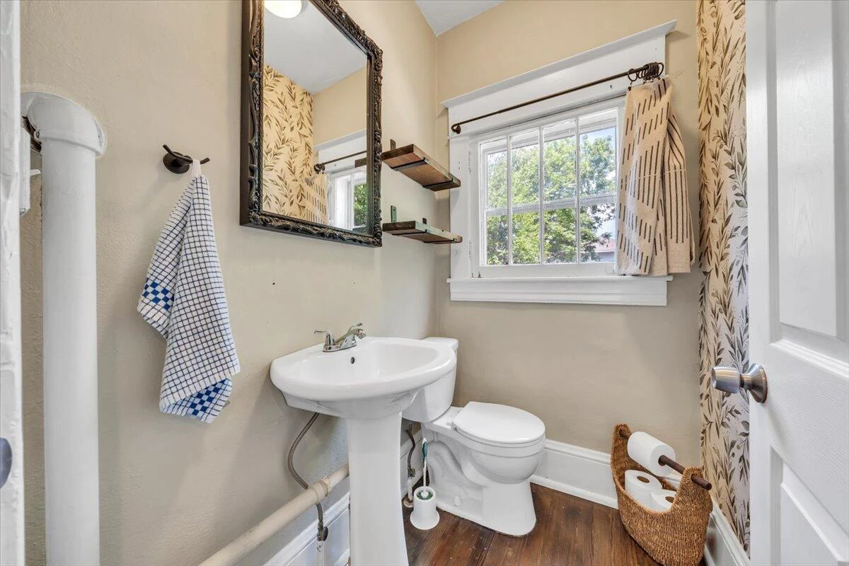 1516 7Th ST SE - Photo 18