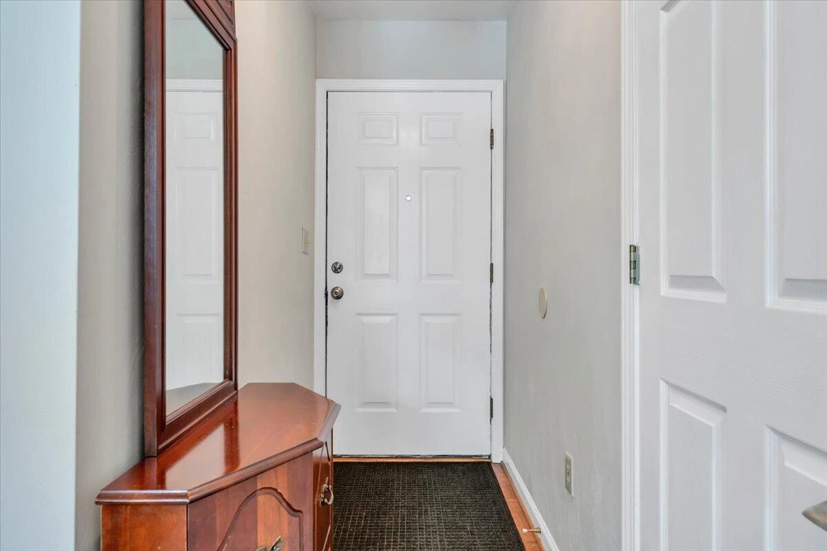 425 Tinkerview DR - Photo 2