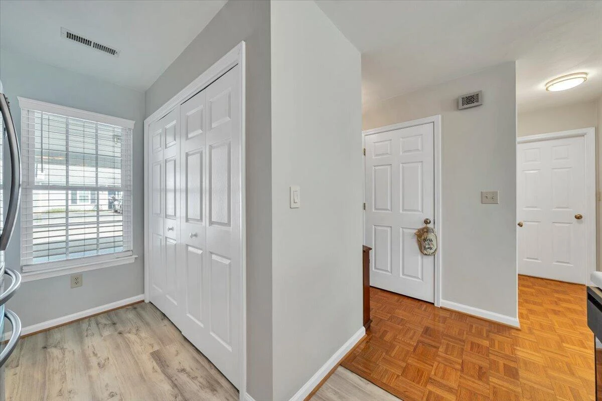 425 Tinkerview DR - Photo 8