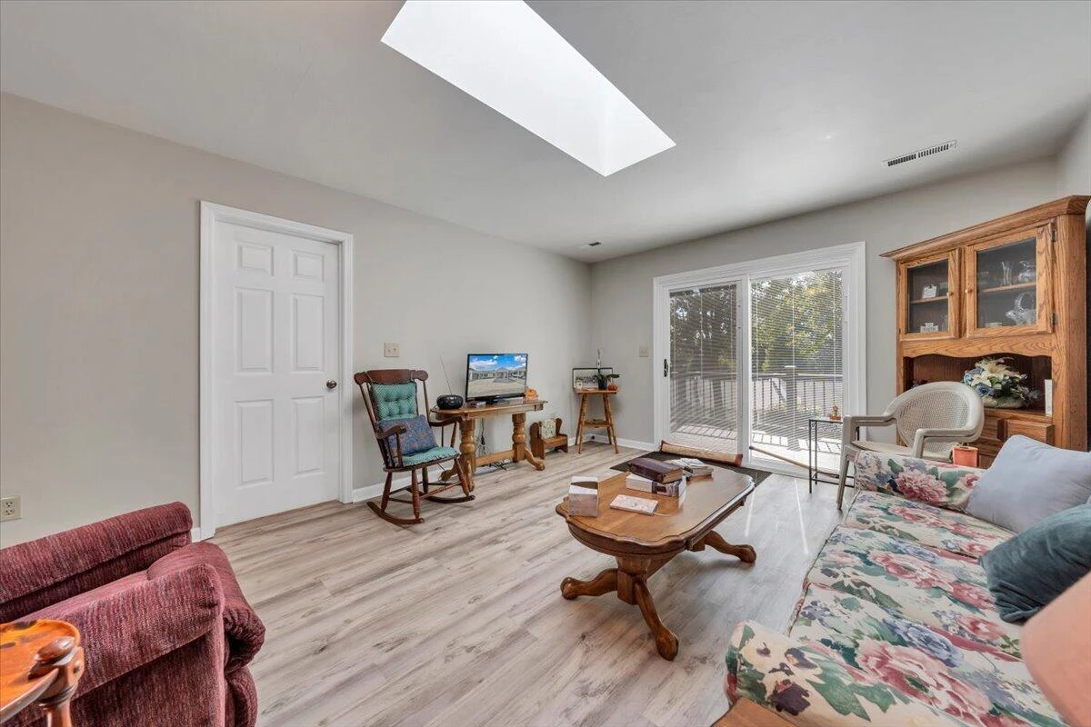 425 Tinkerview DR - Photo 18