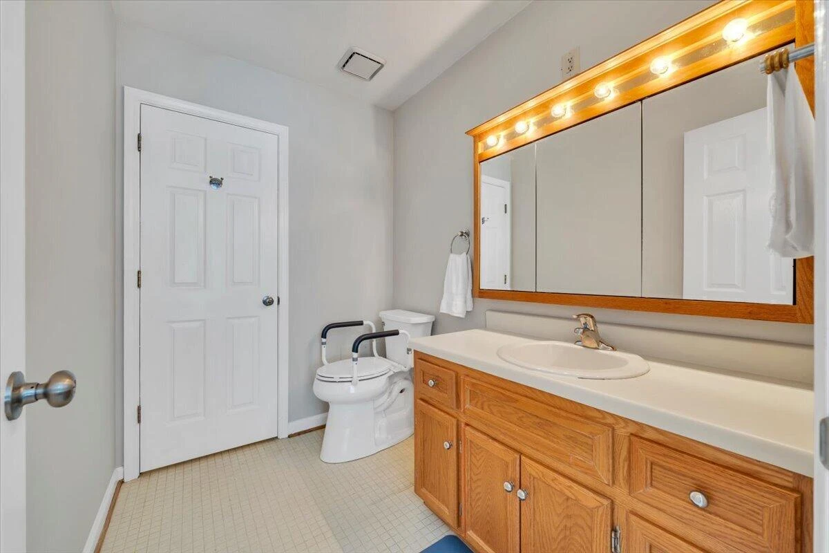 425 Tinkerview DR - Photo 21