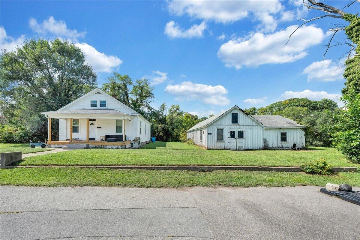 807 Piedmont ST SE - Photo 15