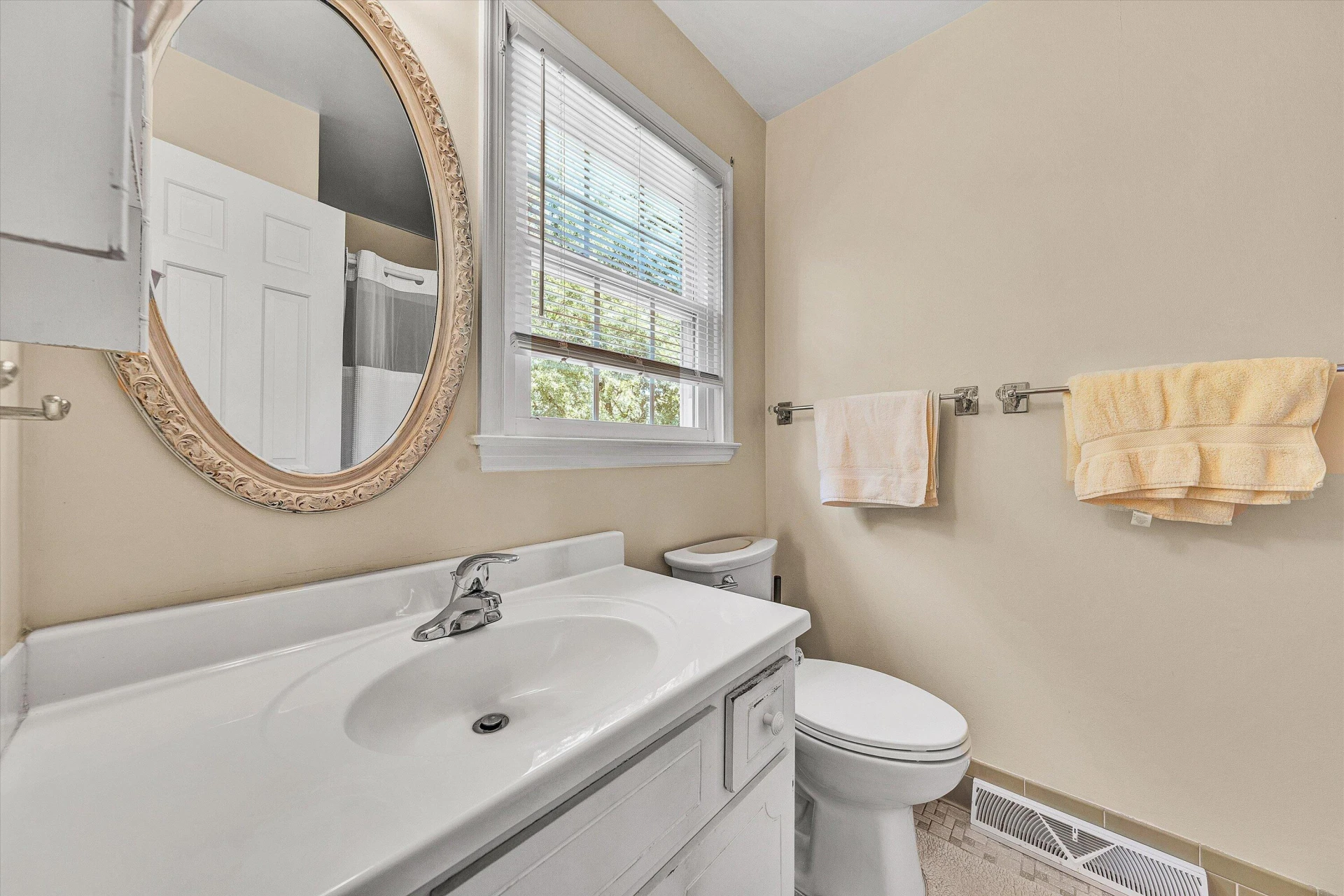 103 Eagle DR - Photo 17