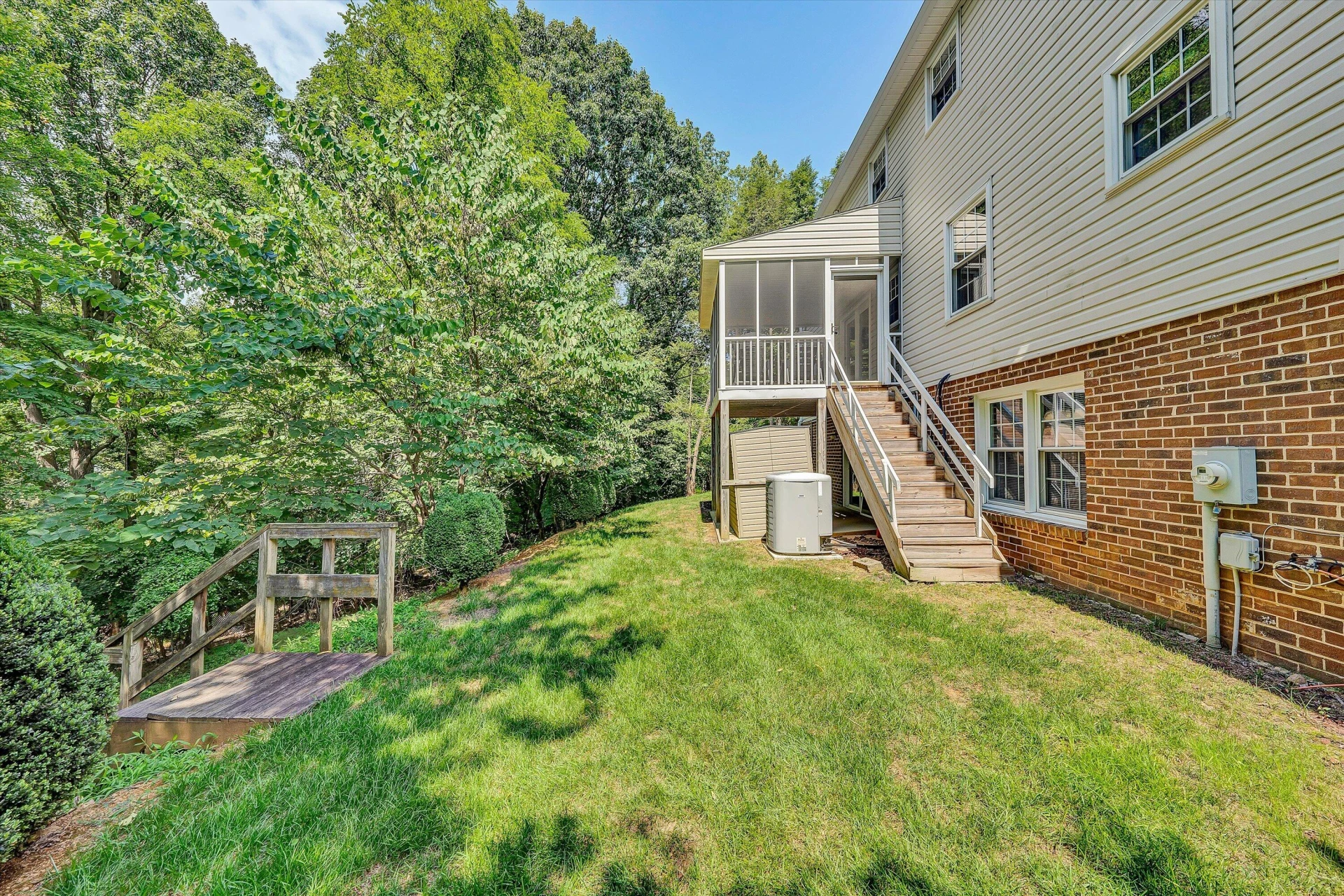 103 Eagle DR - Photo 23