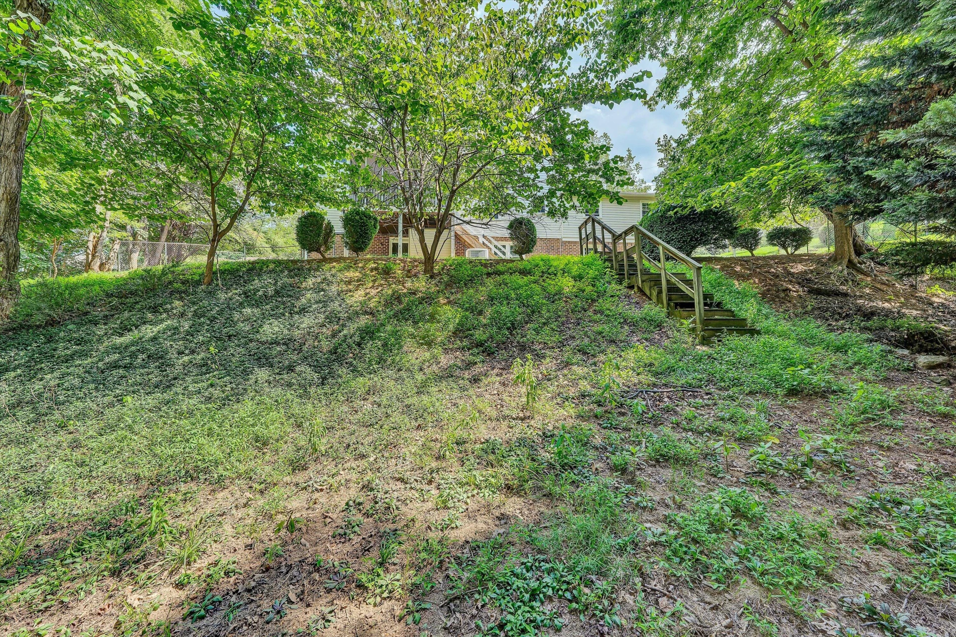103 Eagle DR - Photo 24
