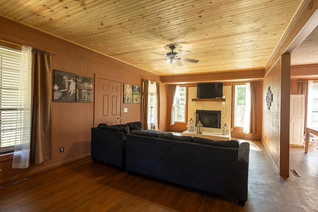 209 Flanigan Branch RD - Photo 9