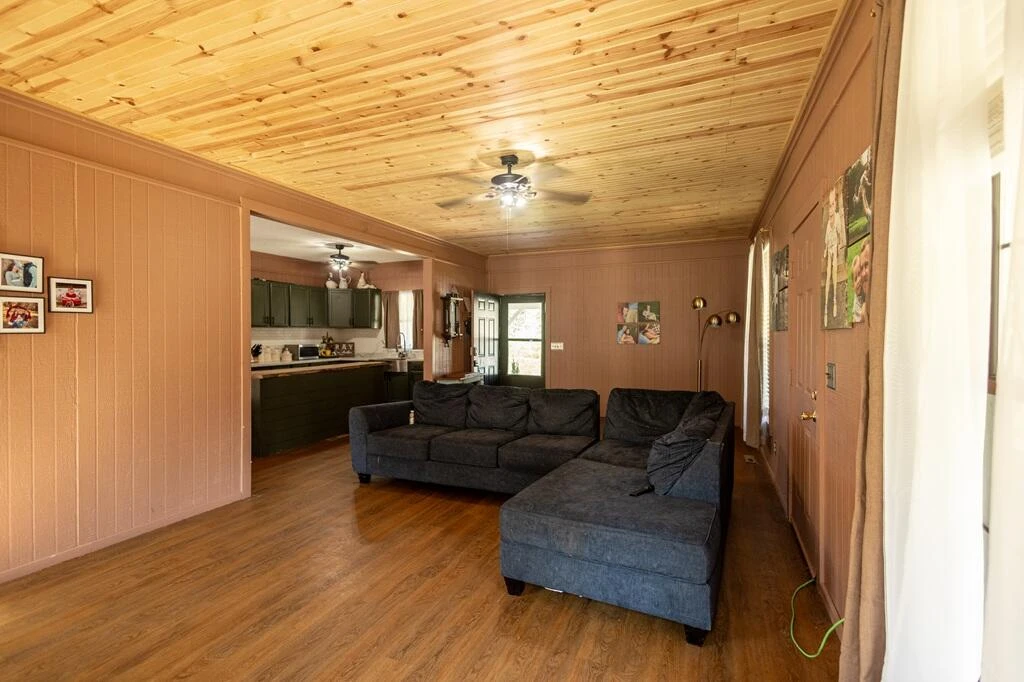 209 Flanigan Branch RD - Photo 11