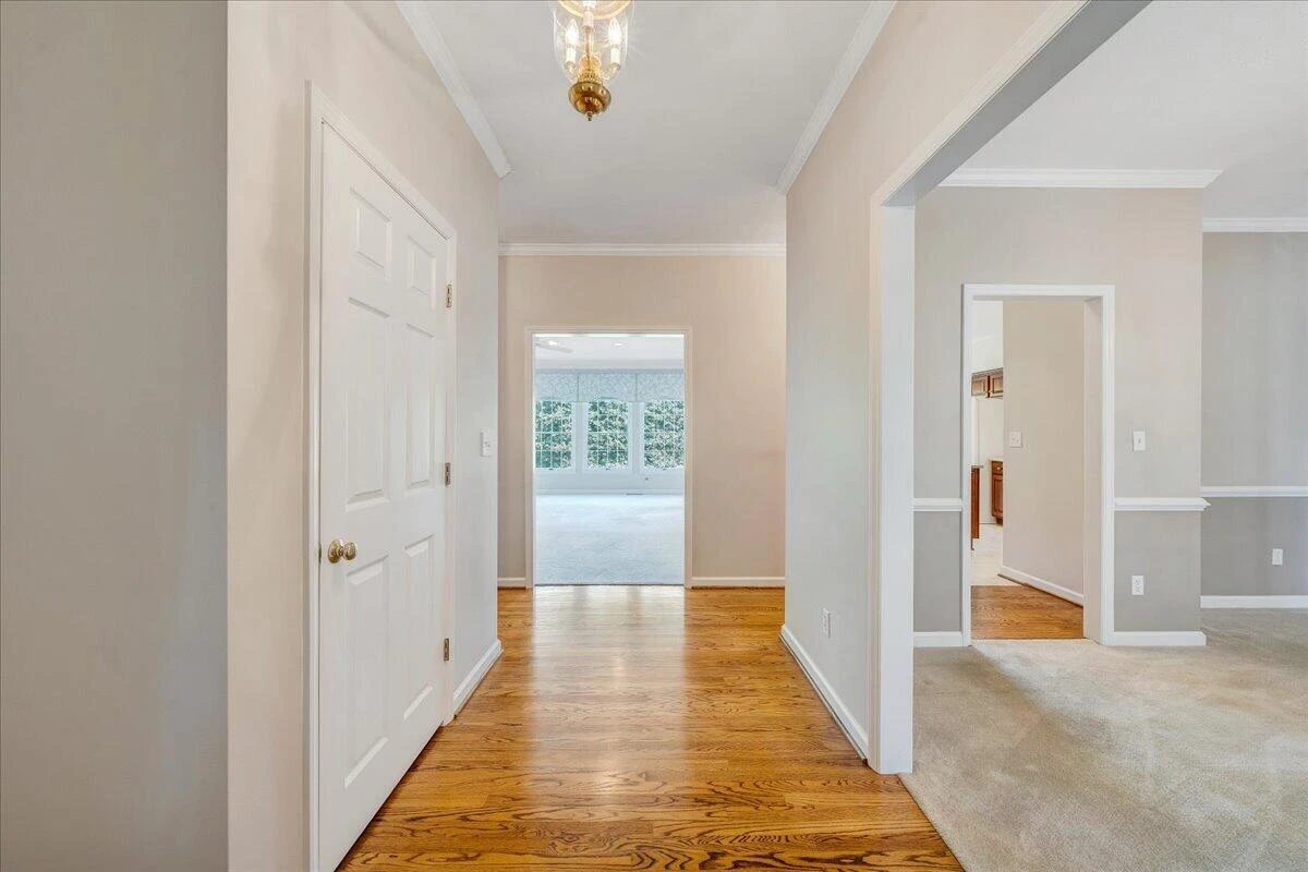 16 Pinehurst DR - Photo 3