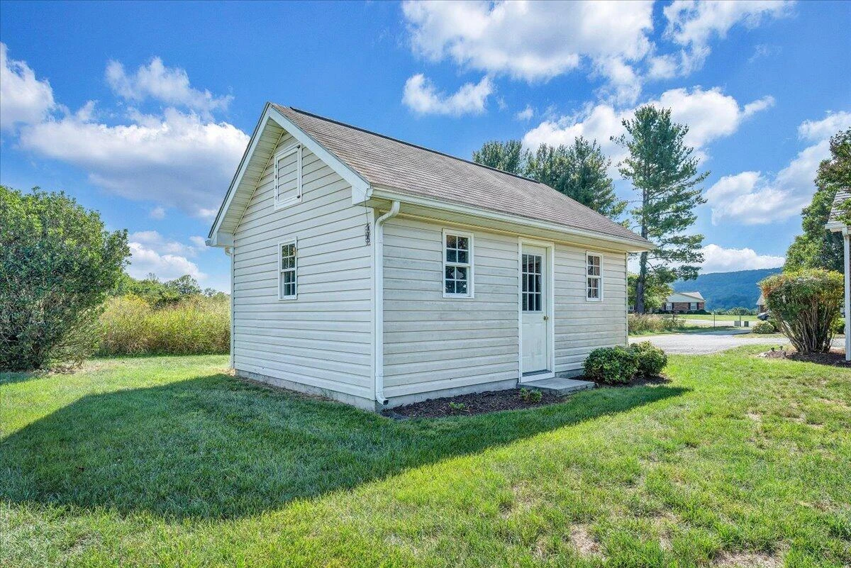16 Pinehurst DR - Photo 46