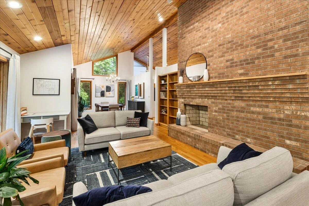 1102 Deerfield DR - Photo 25