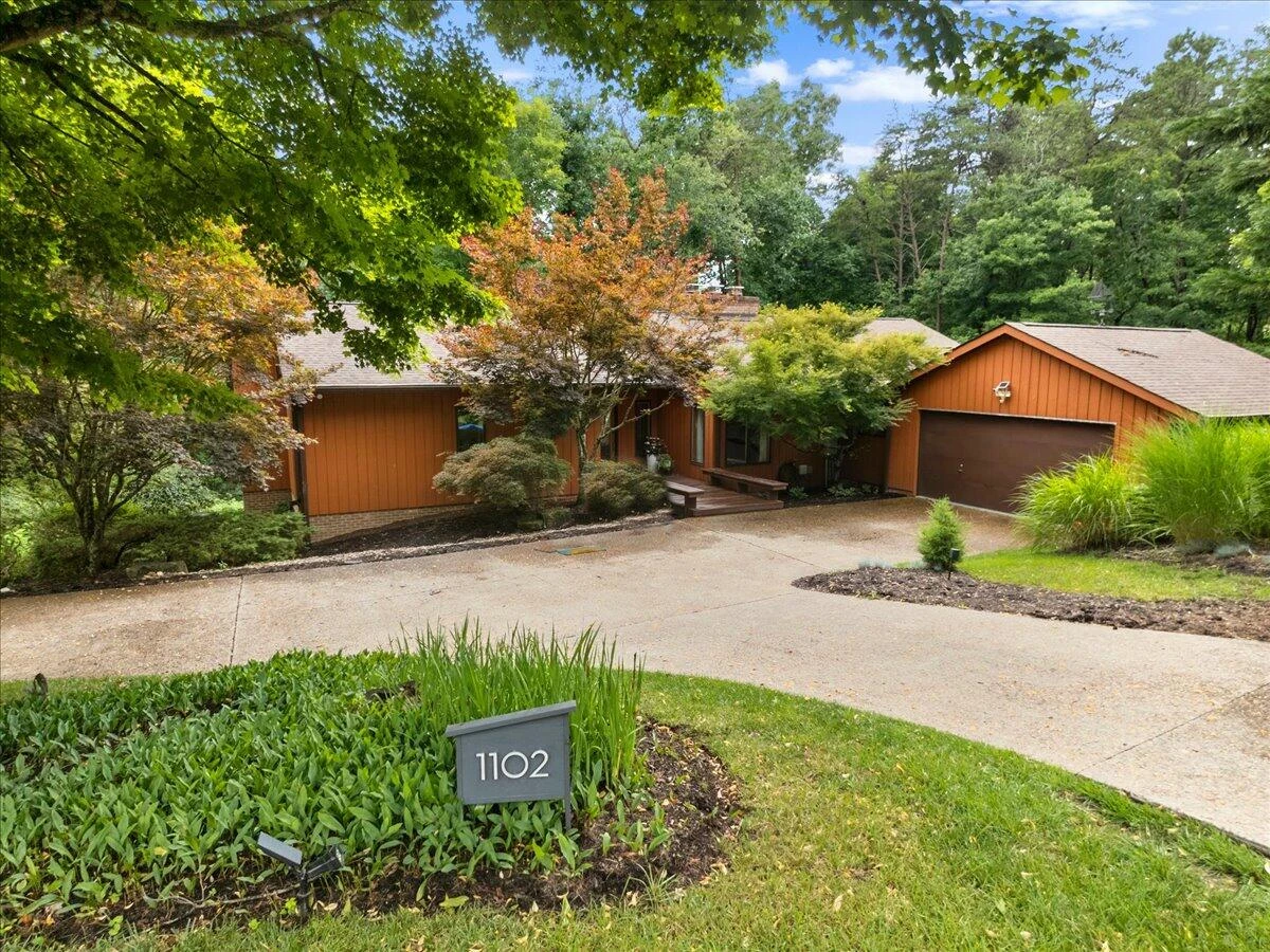 1102 Deerfield DR - Photo 67