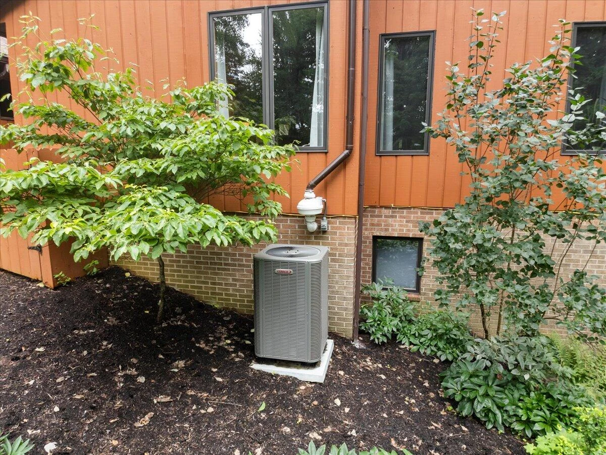 1102 Deerfield DR - Photo 73
