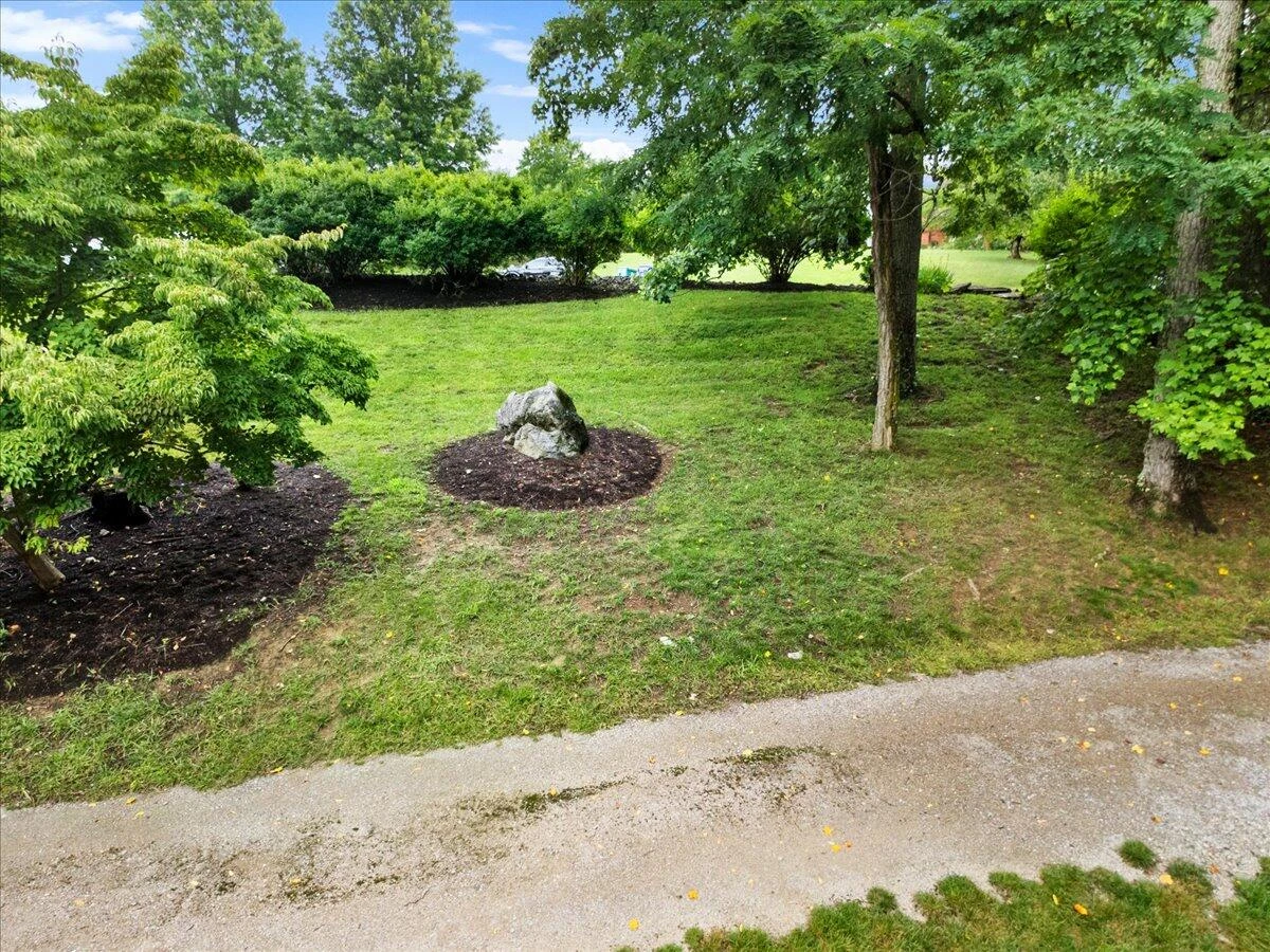 1102 Deerfield DR - Photo 82