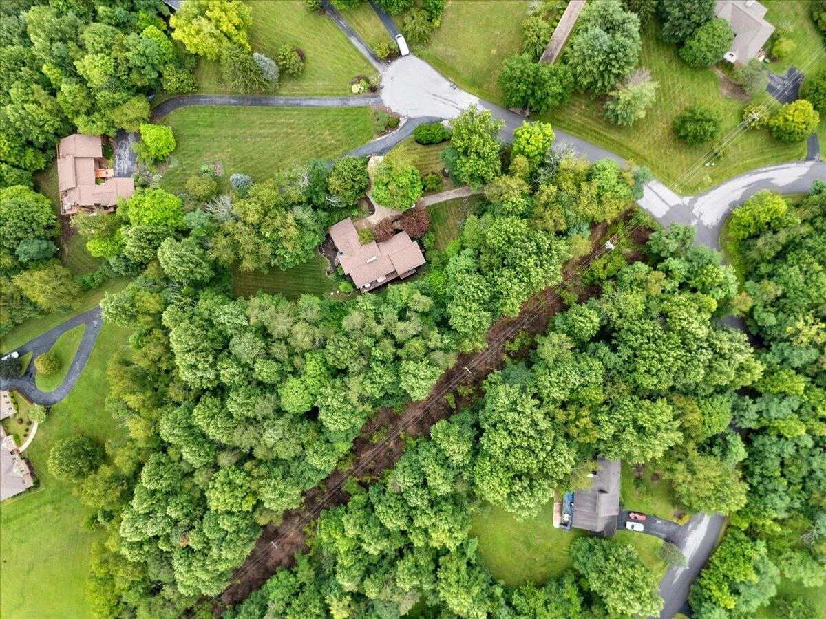 1102 Deerfield DR - Photo 87