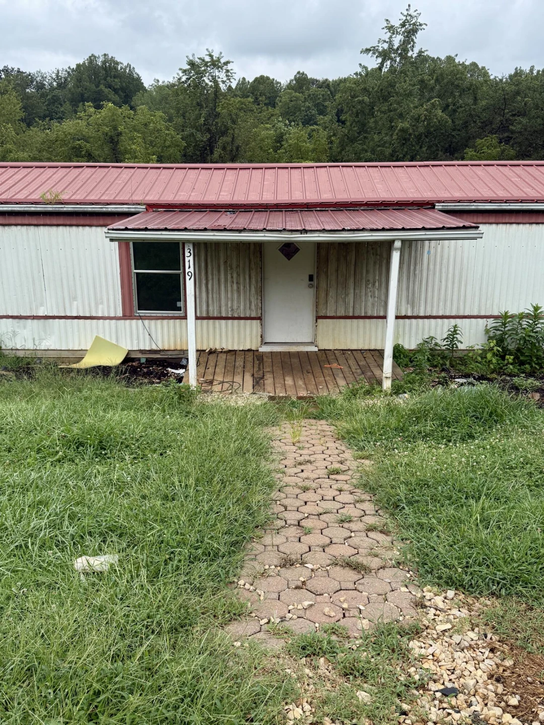 319 Byrnes ST - Photo 3
