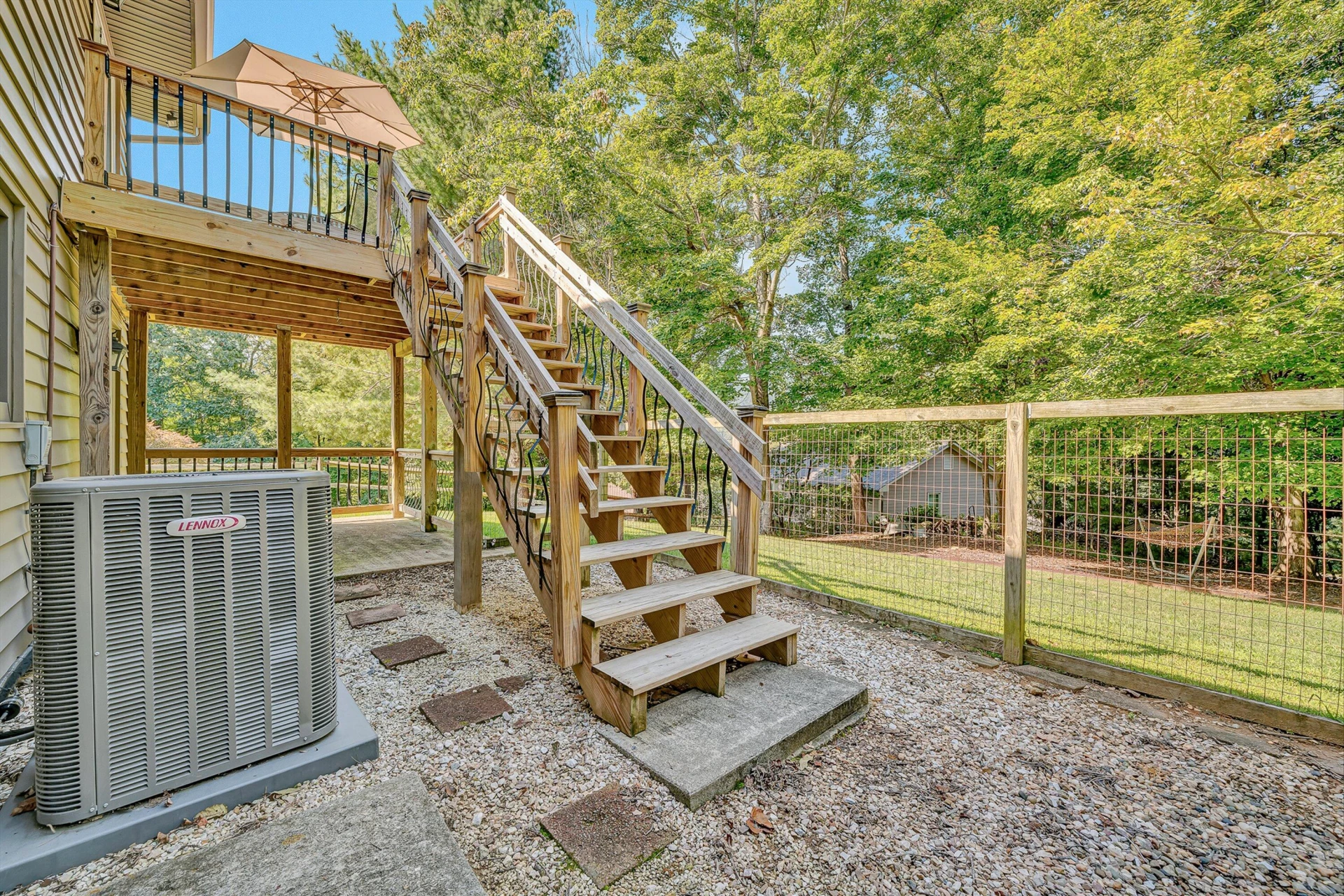 8034 Forest Edge DR - Photo 27