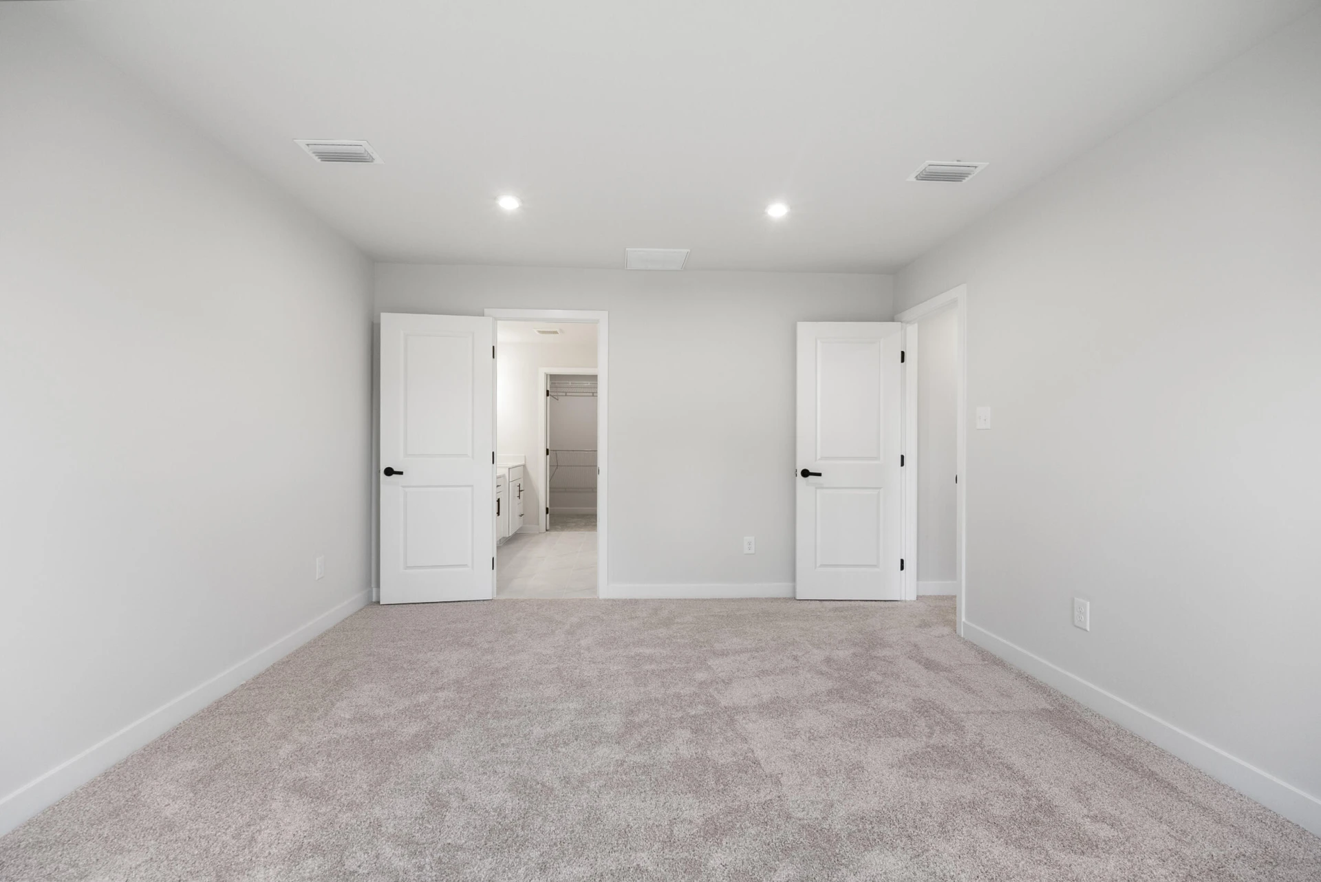 5048 Medmont CIR SW - Photo 16