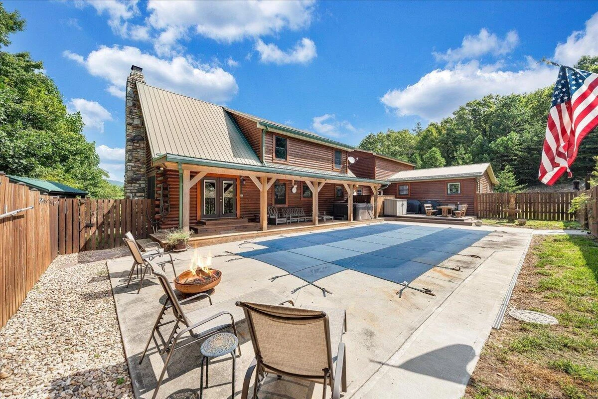 1010 Craig Woods RD - Photo 4