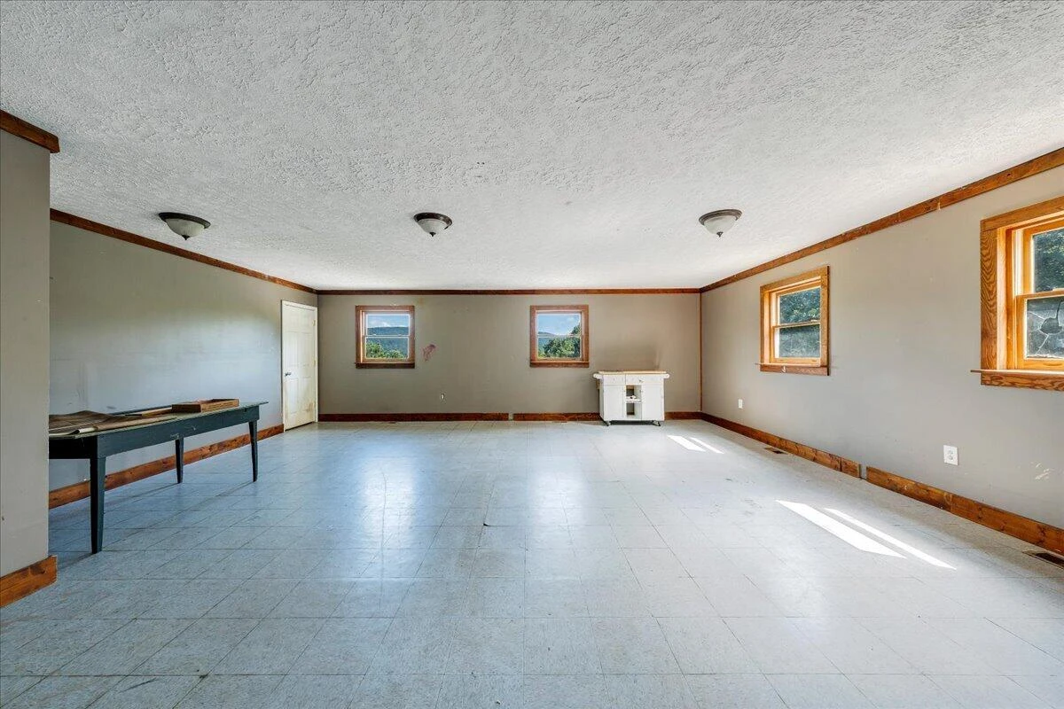 1010 Craig Woods RD - Photo 31