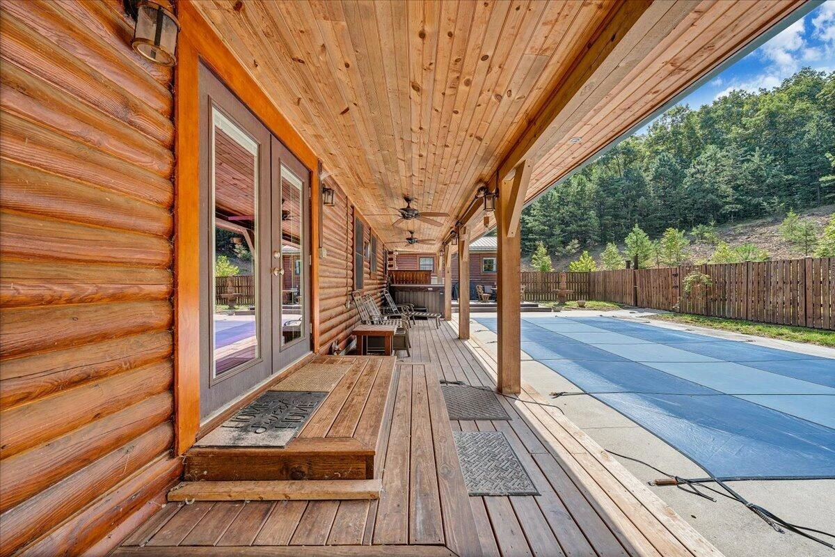 1010 Craig Woods RD - Photo 32