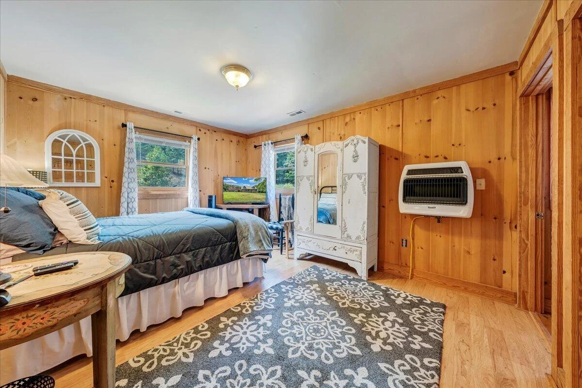 1010 Craig Woods RD - Photo 45