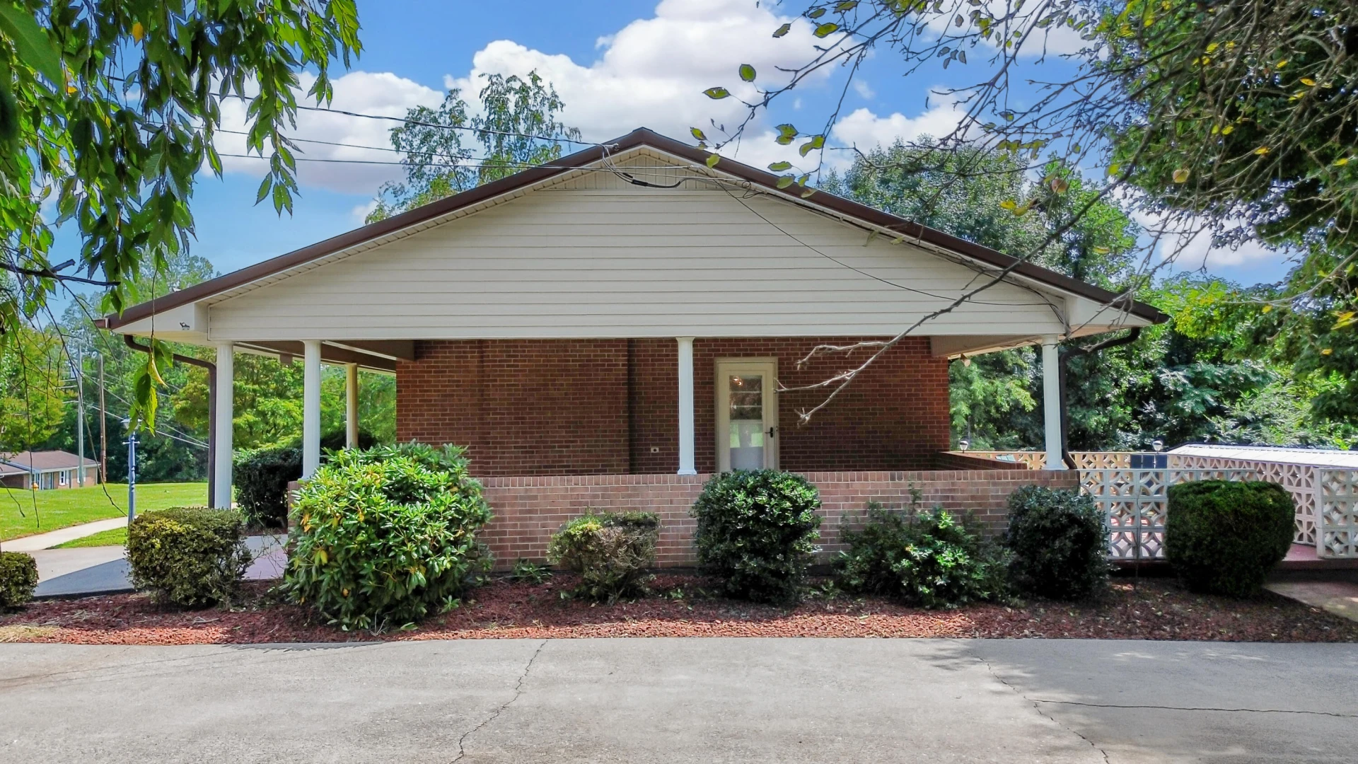 2821 Reed Creek DR - Photo 5