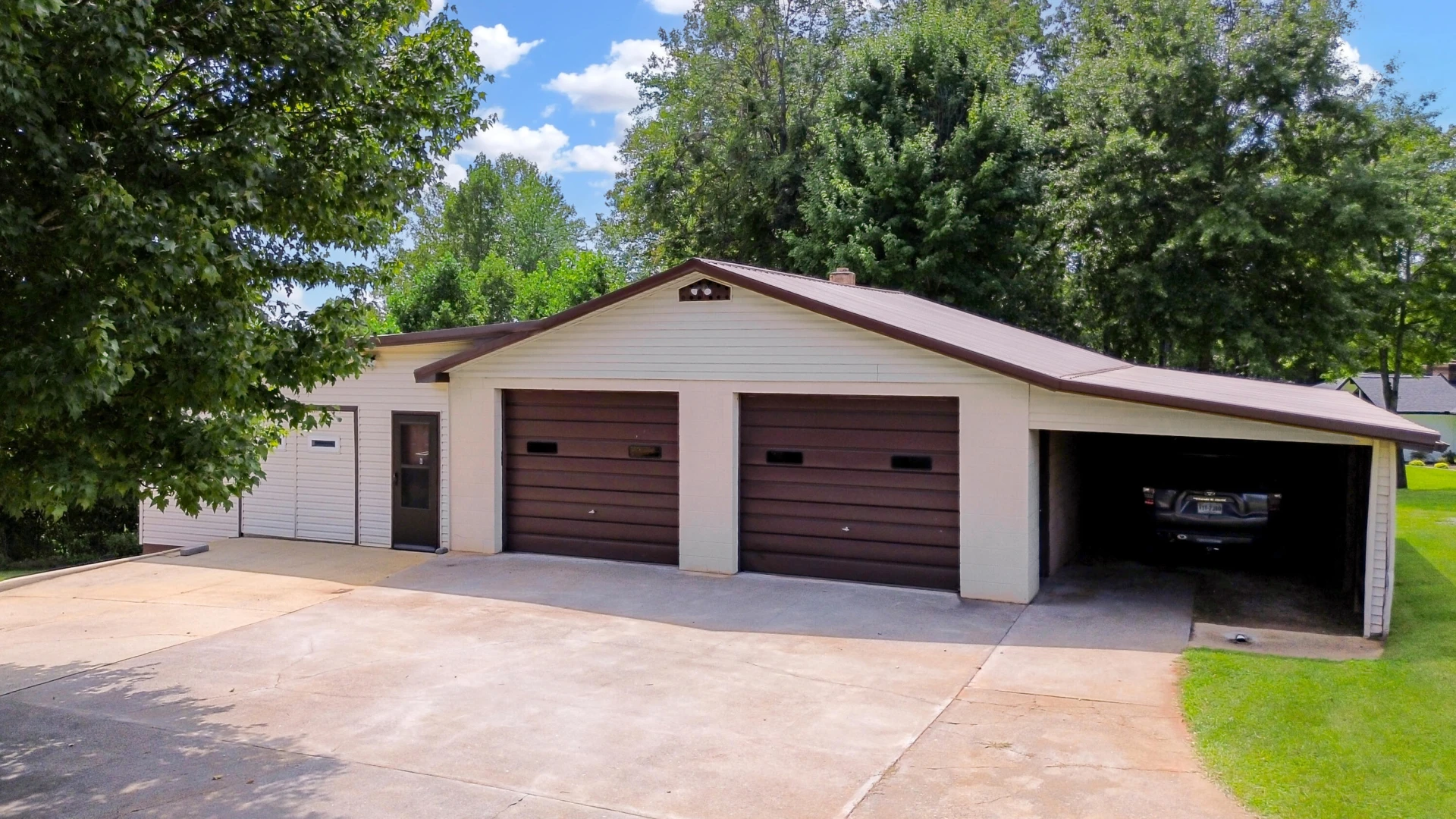 2821 Reed Creek DR - Photo 36