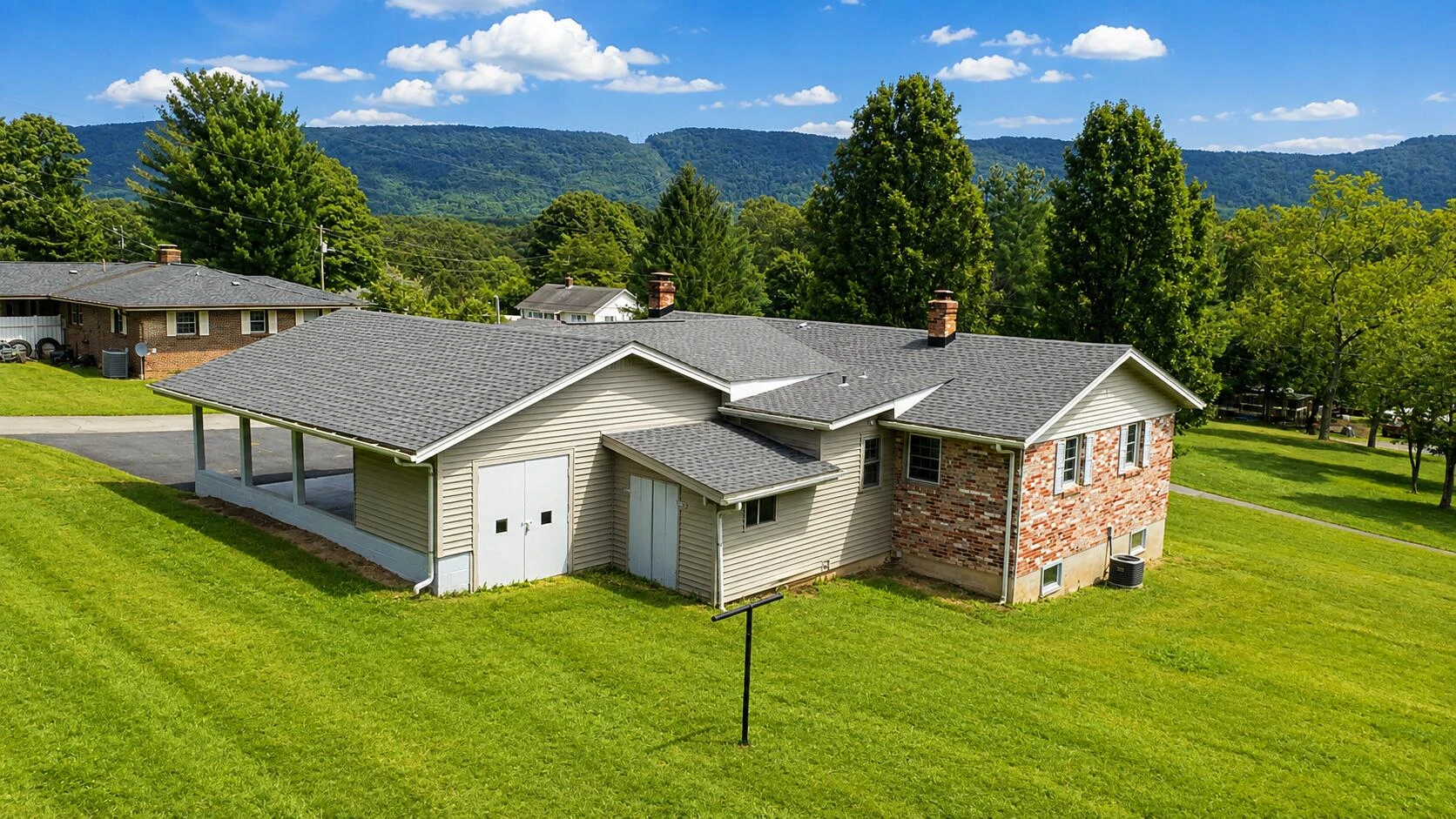67 Clarkson LN - Photo 4