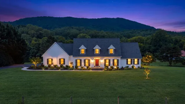 1503 Laymantown RD, Troutville, VA, 24175