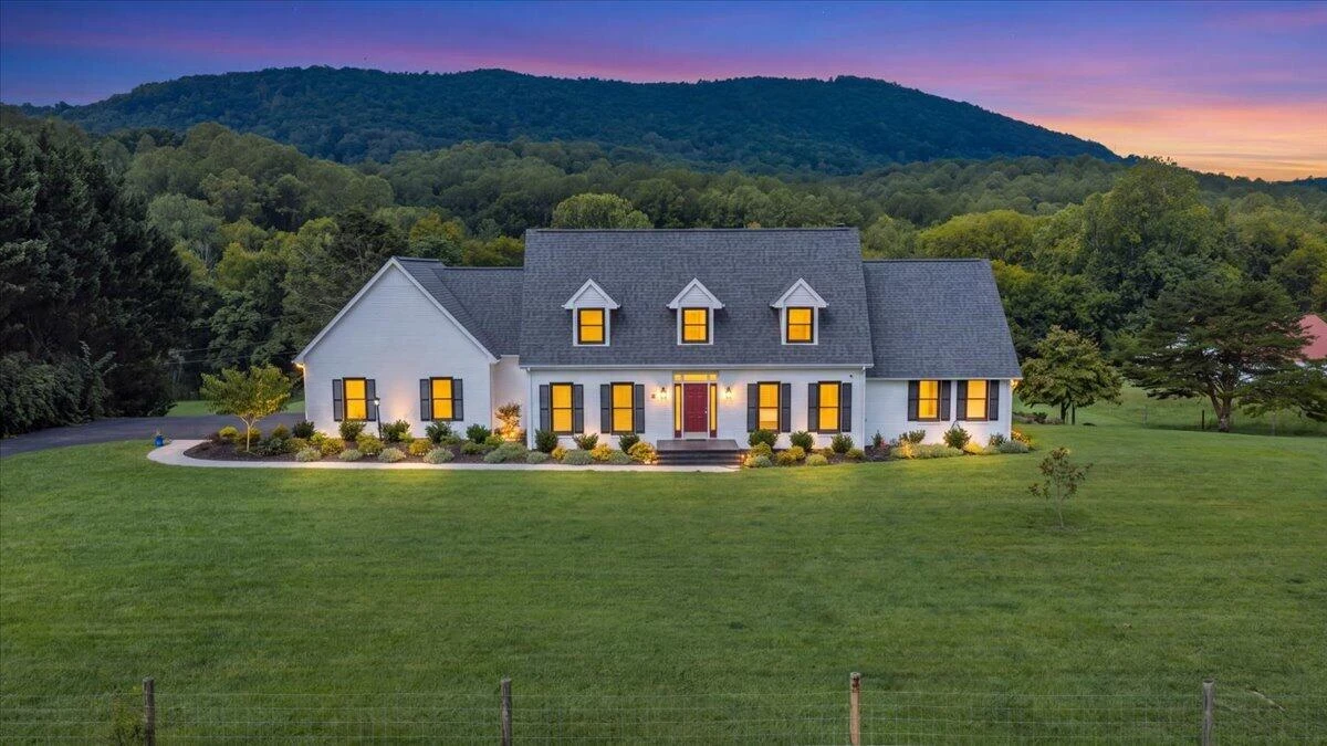 1503 Laymantown RD - Photo 2