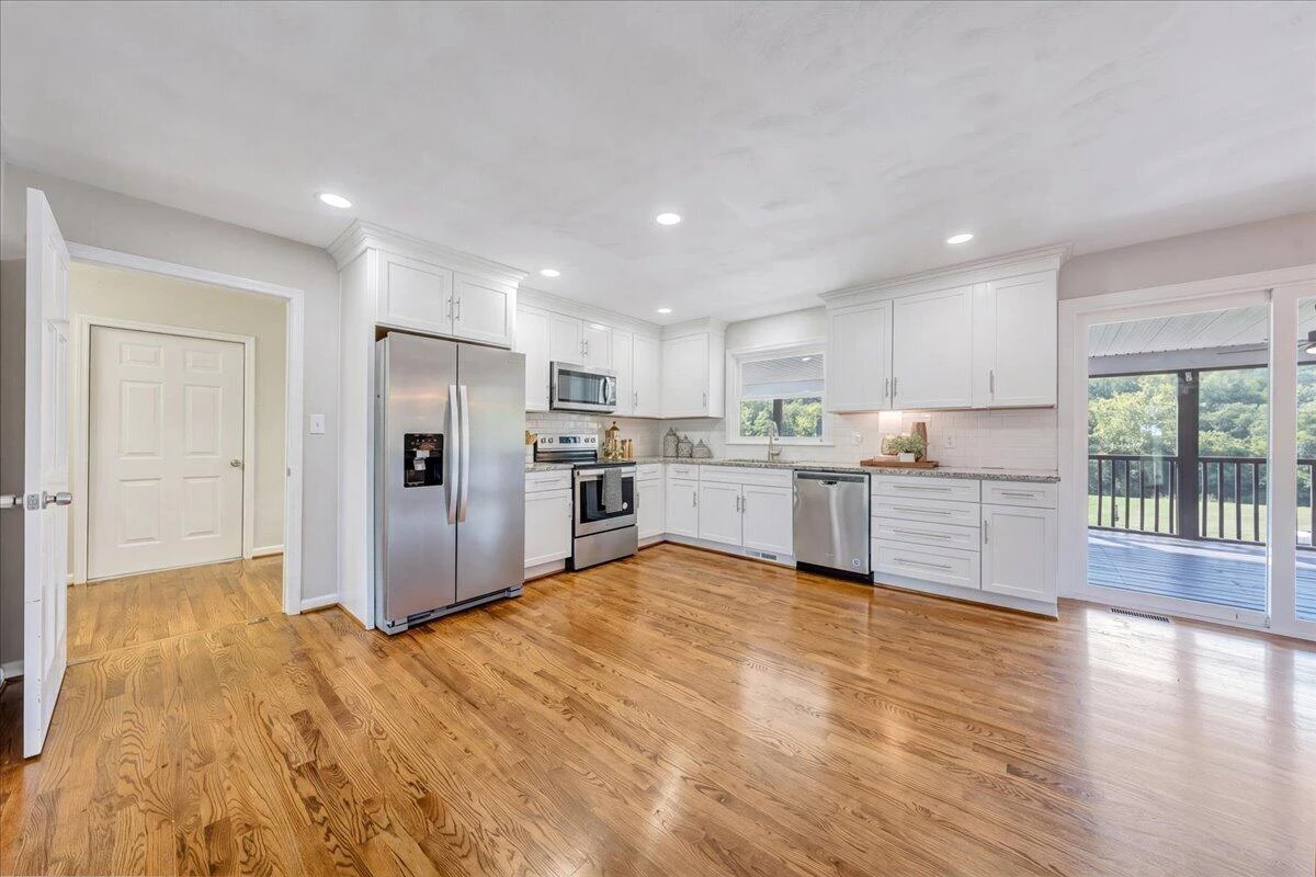 1503 Laymantown RD - Photo 18