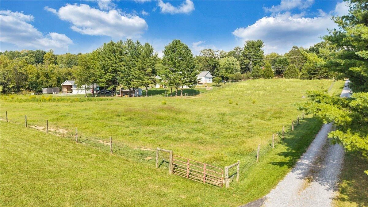1503 Laymantown RD - Photo 86
