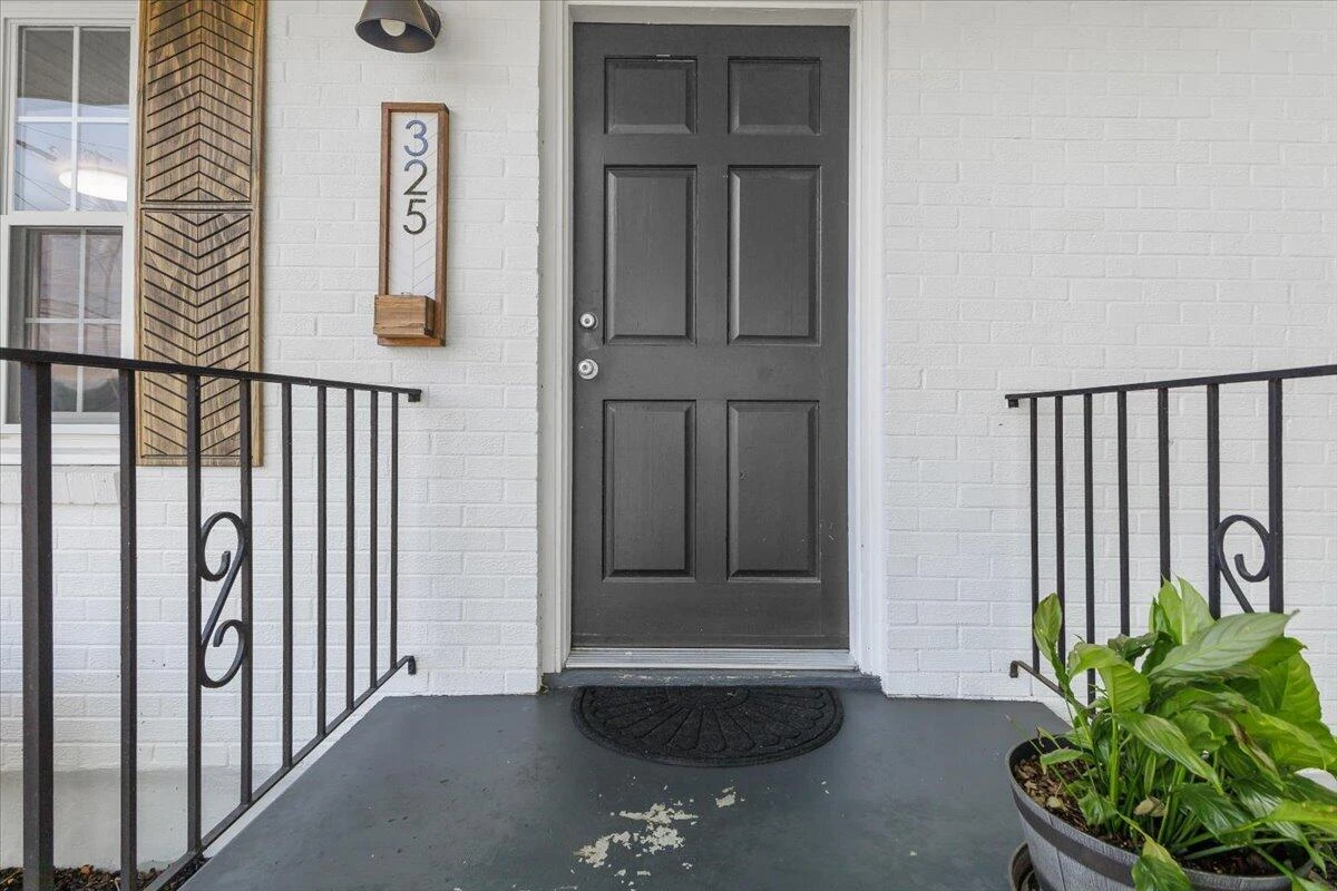 325 S Preston RD - Photo 4