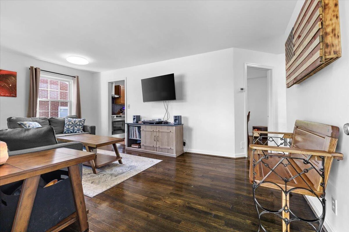 325 S Preston RD - Photo 5