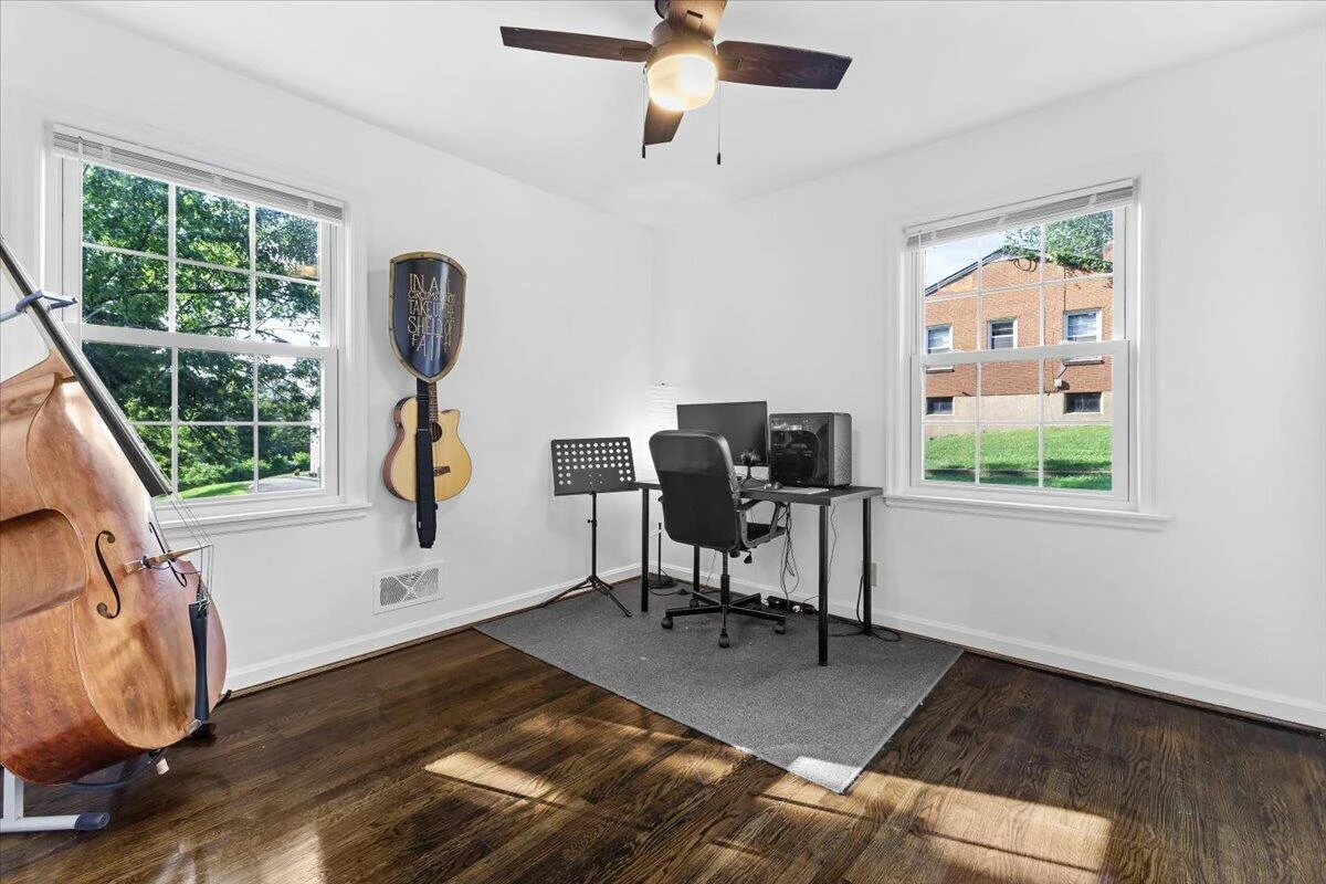 325 S Preston RD - Photo 16
