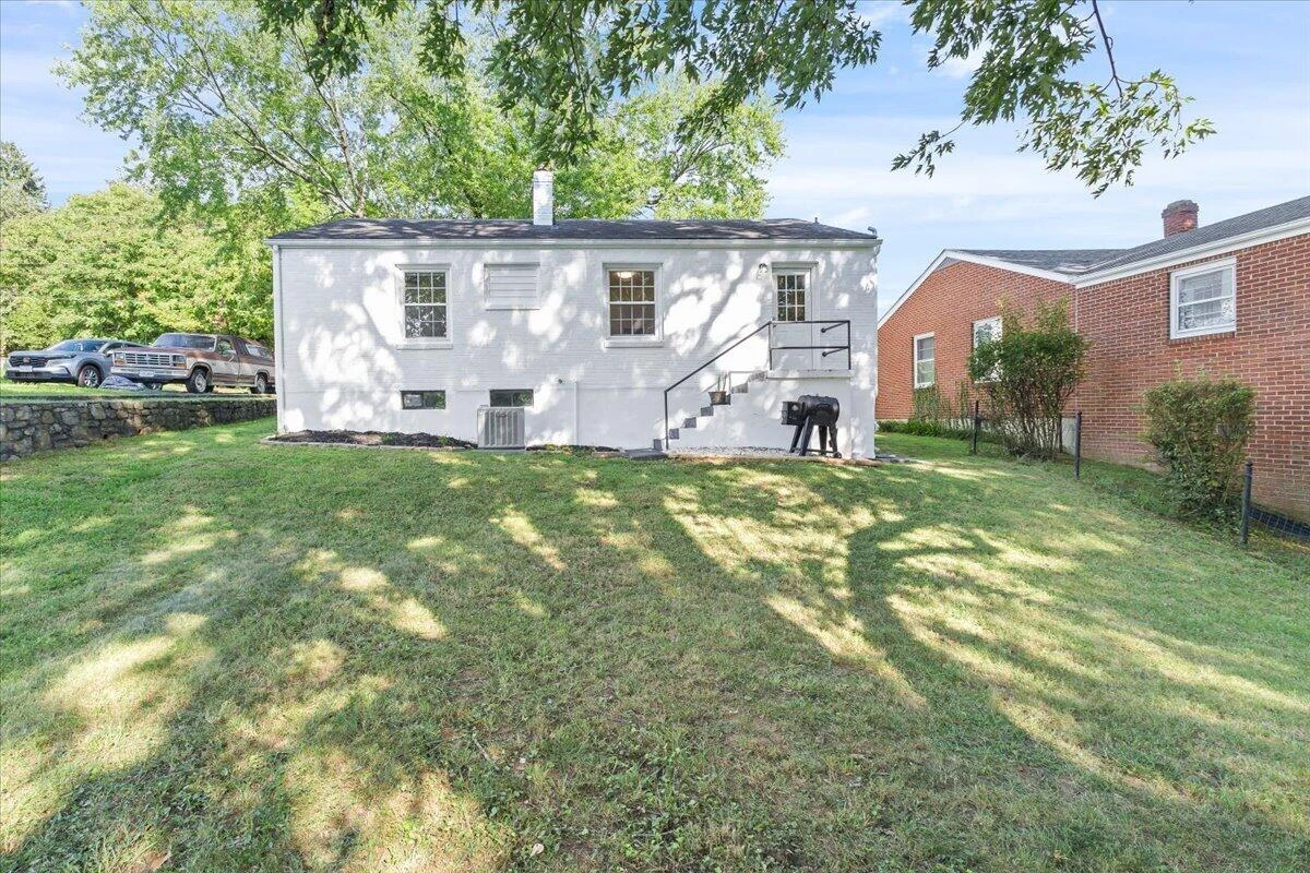 325 S Preston RD - Photo 25