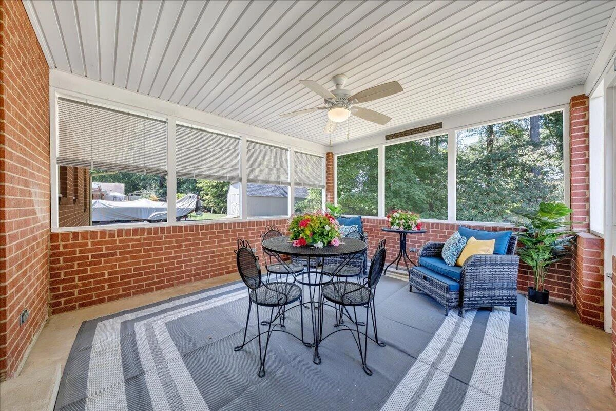 4501 Kirkwood DR - Photo 26
