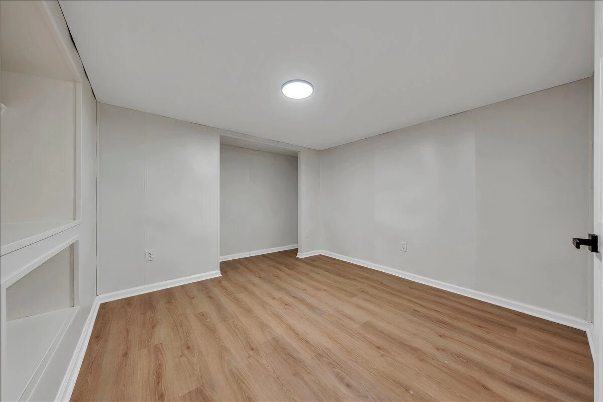 1072 Maywood DR - Photo 33