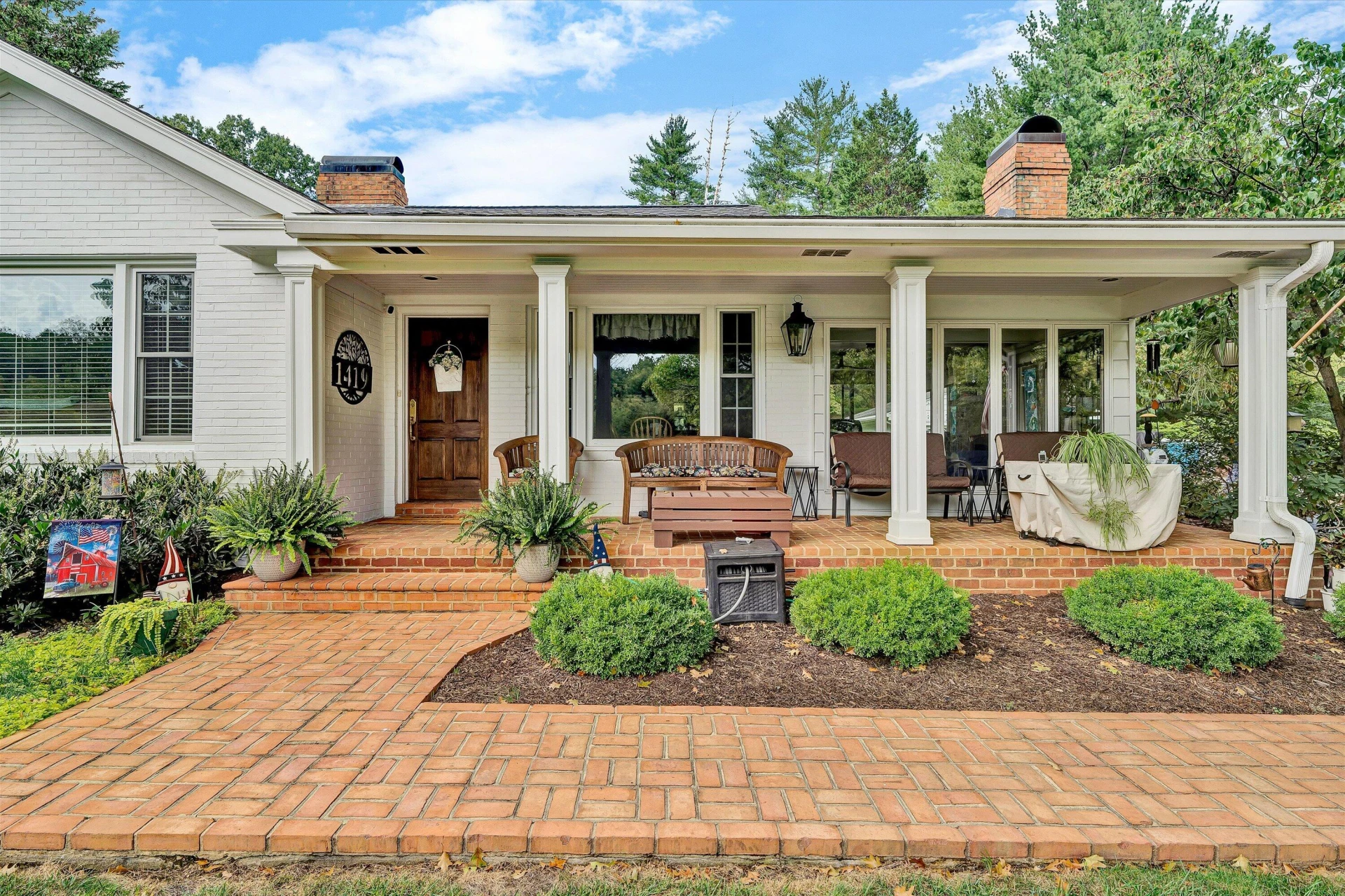 1419 Crestmoor DR SW - Photo 4
