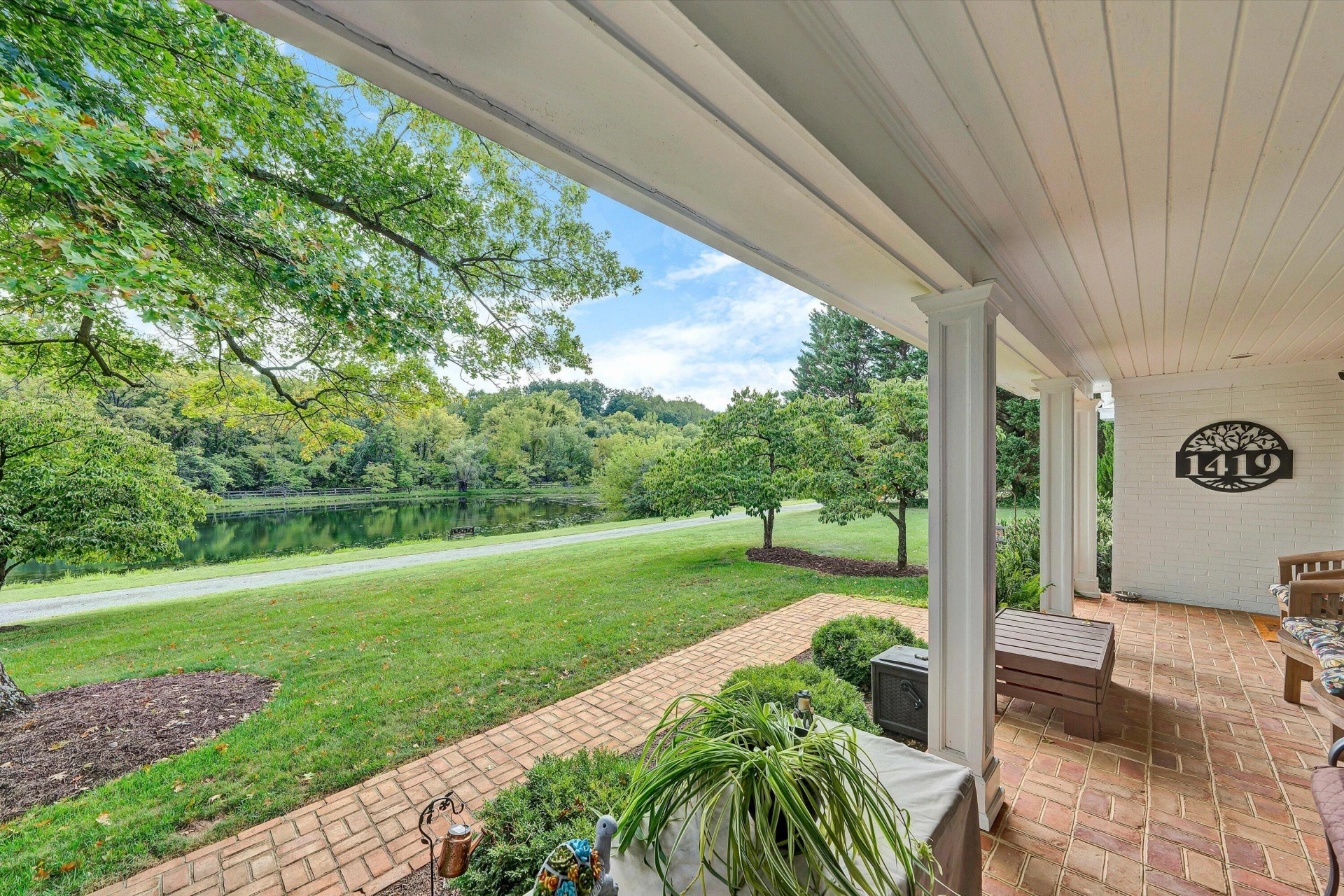 1419 Crestmoor DR SW - Photo 5