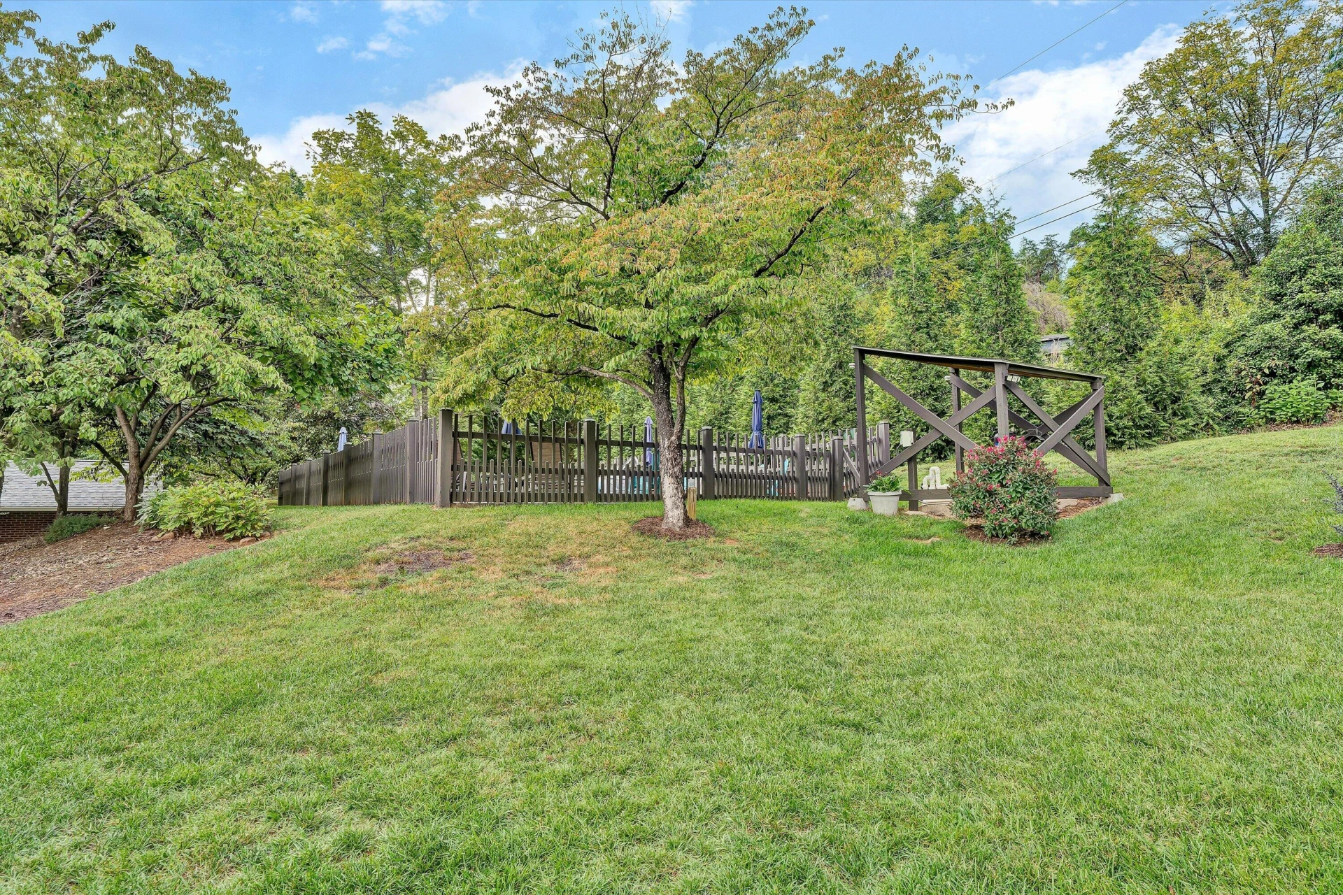 1419 Crestmoor DR SW - Photo 39