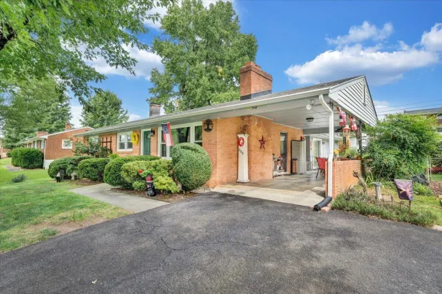 308 Langland DR